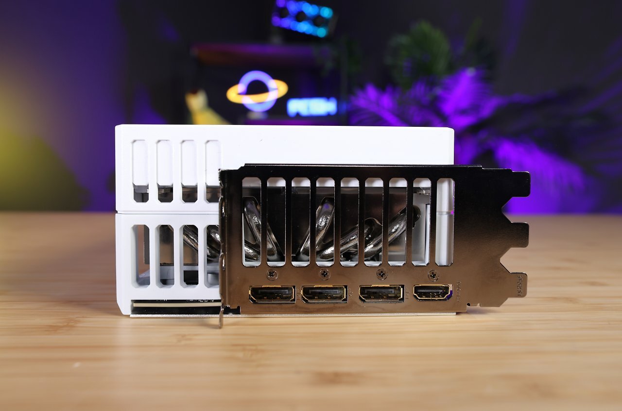 [07/02/2025] Custom-Modelle der RTX 5090 im Test: Powerlimit, Taktraten, Temperaturen und Lautheit (3)