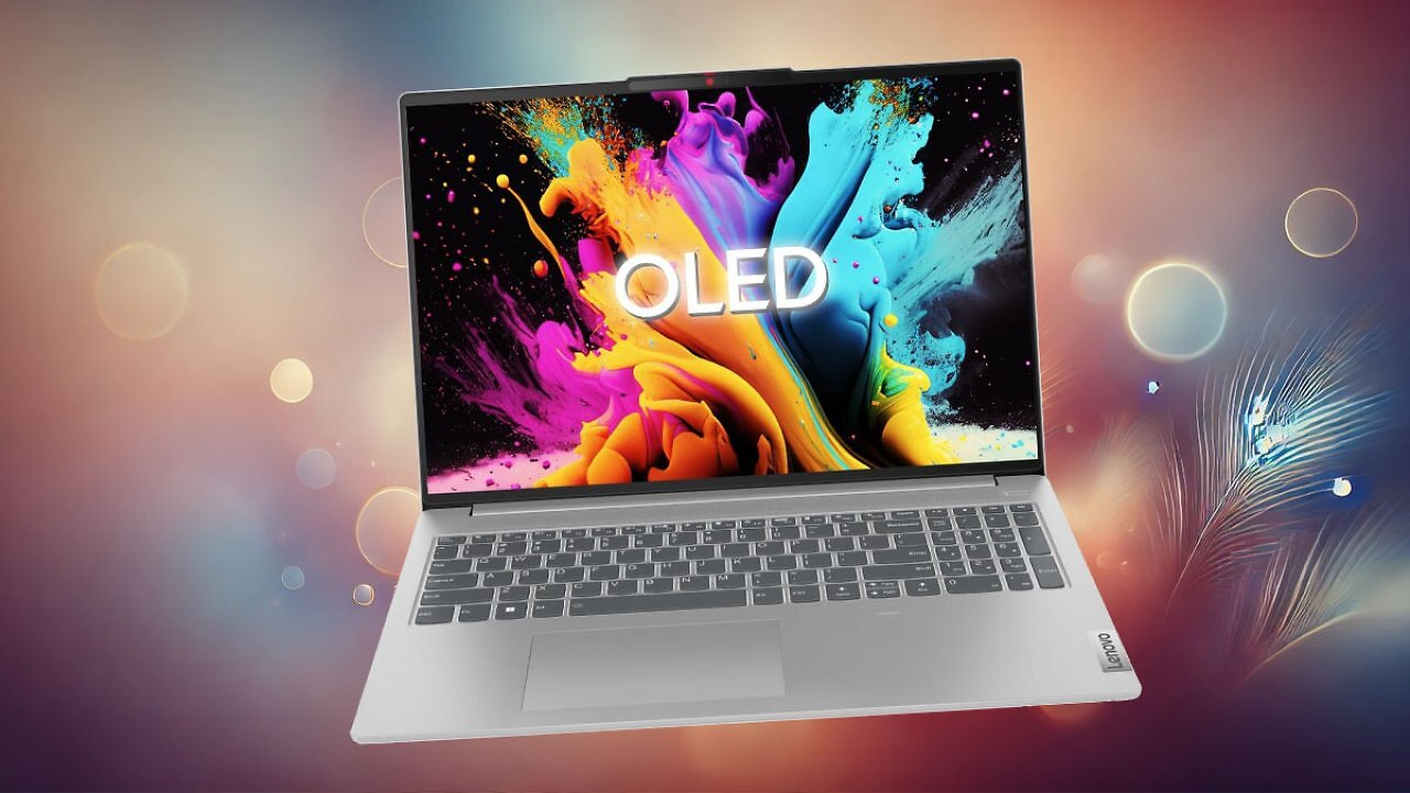 Bei Amazon im Preisrutsch: Lenovo Windows-11-Laptop mit OLED-Display und 16 GB RAM kostet für kurze Zeit nur 599€