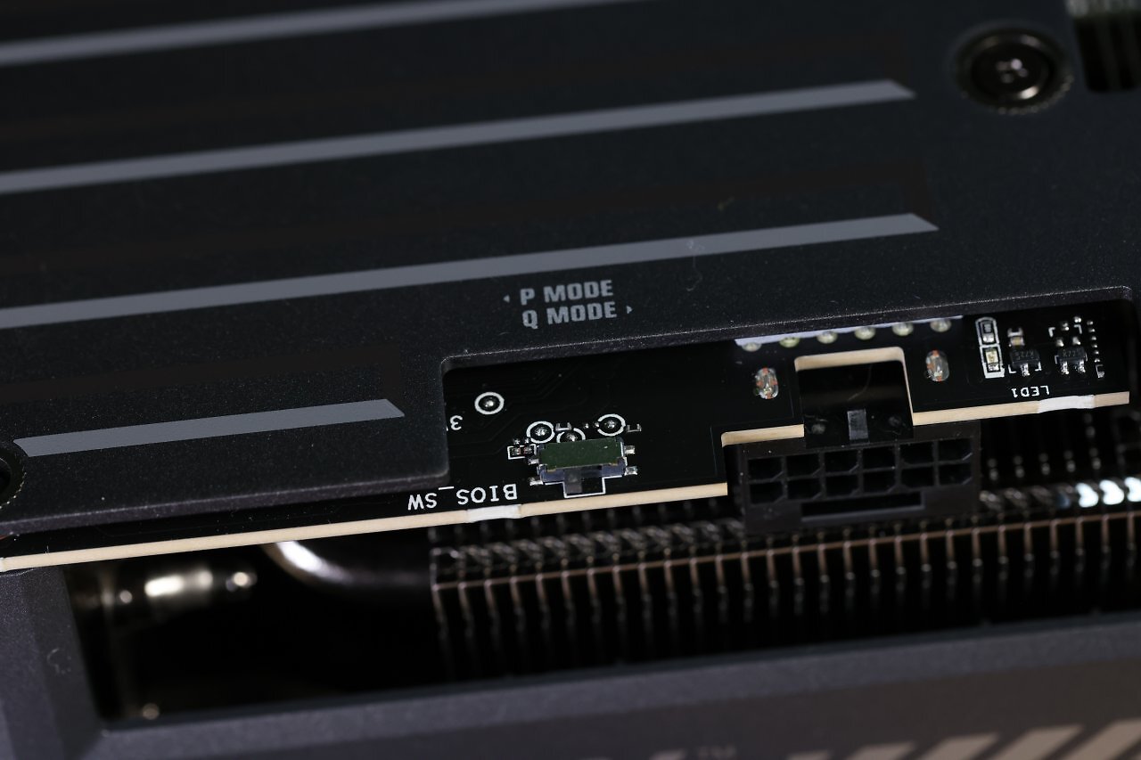 [19/02/2025] RTX 5070 Ti: Vier Custom-Designs im Testlabor gesichtet (8)