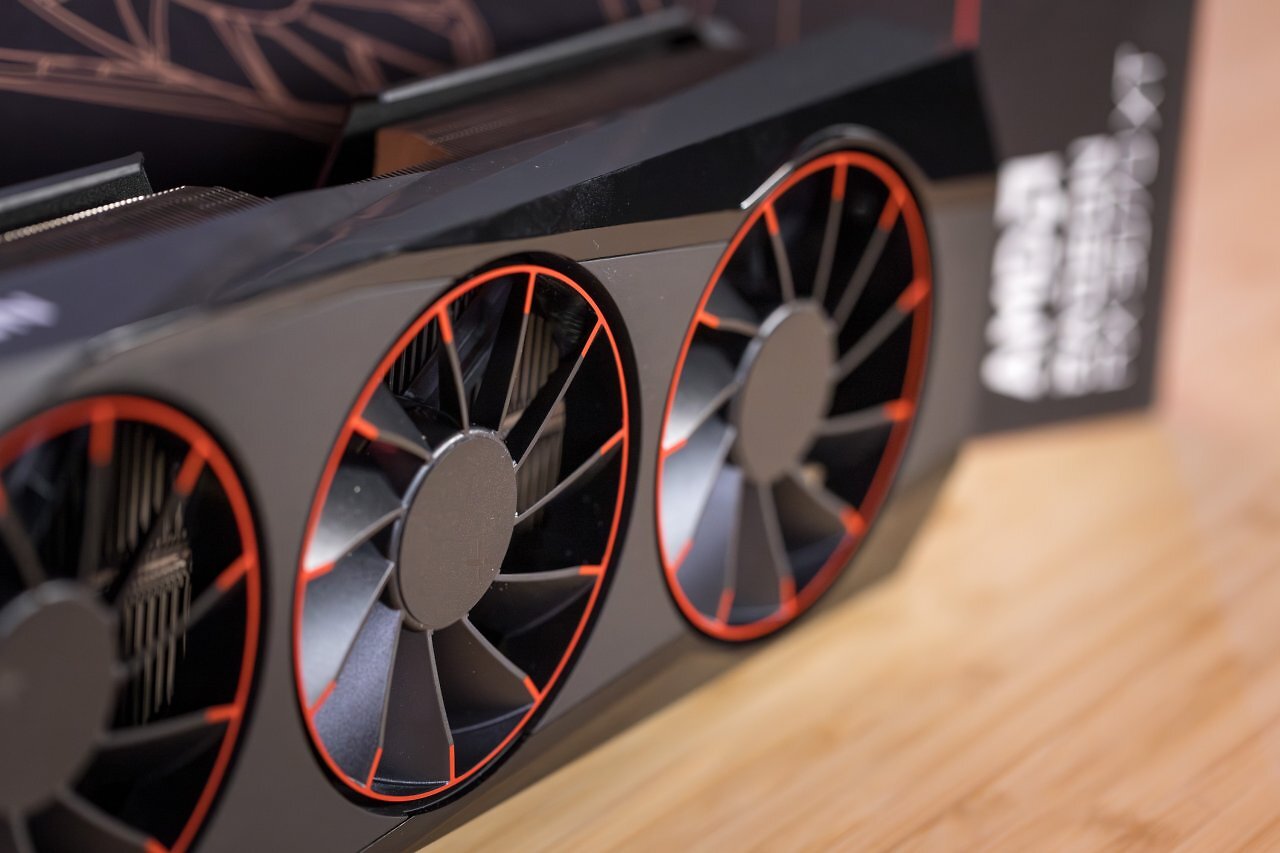 [28/02/2025] XFX Radeon RX 9070 XT Quicksilver Magnetic Air Edition (2)