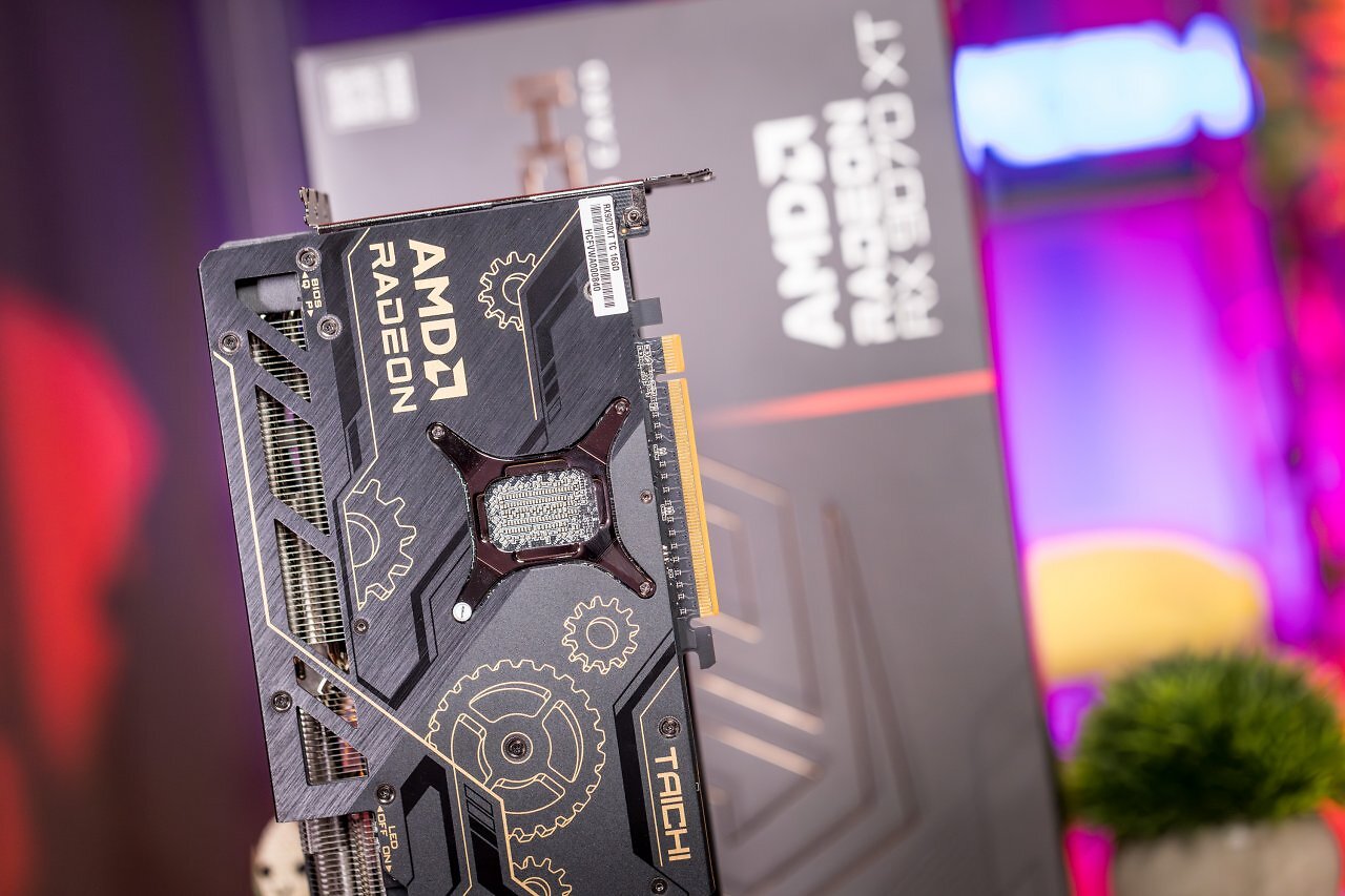[04/03/2025] AMD Radeon RX 9070 XT und 9070: 8 Custom-Karten getestet (38)