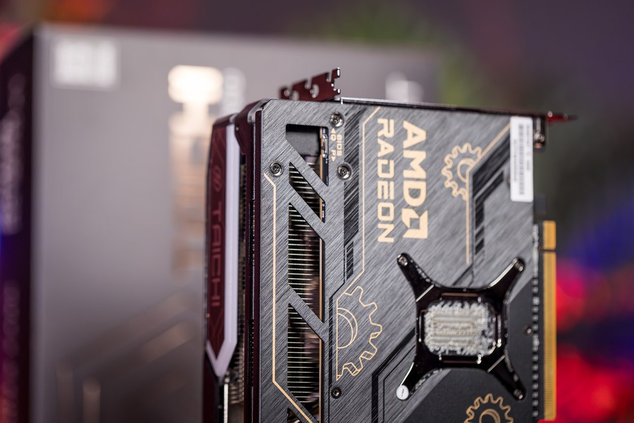[04/03/2025] AMD Radeon RX 9070 XT und 9070: 8 Custom-Karten getestet (40)