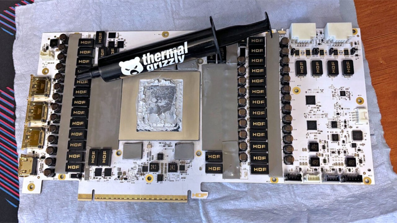 [11/03/2025] Galax stellt mit einer modifizierten RTX 5090D einen neuen Weltrekord in Speed Way auf.