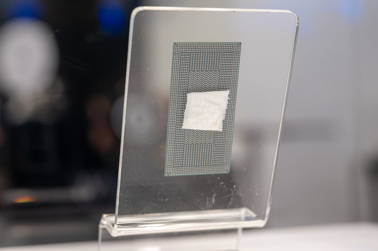 [12/03/2025] Intel Panther Lake (8)