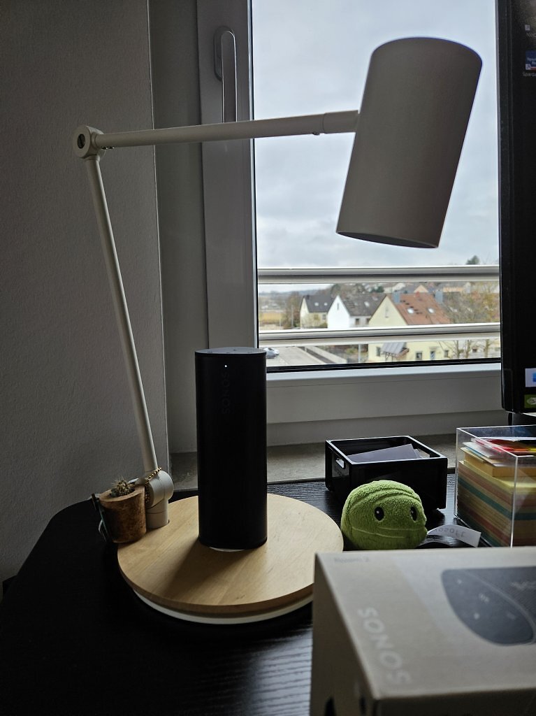 [03/03/2025] Sonos Roam 2 lädt kabellos an jeder Qi Ladestation
