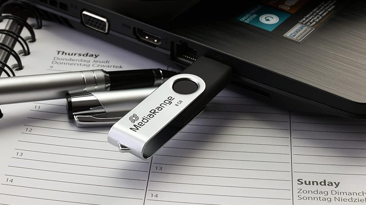 [03/03/2025] Nur gratis wäre billiger: 8 GB USB-Stick für 75 Cent dank 72 % Rabatt bei Amazon