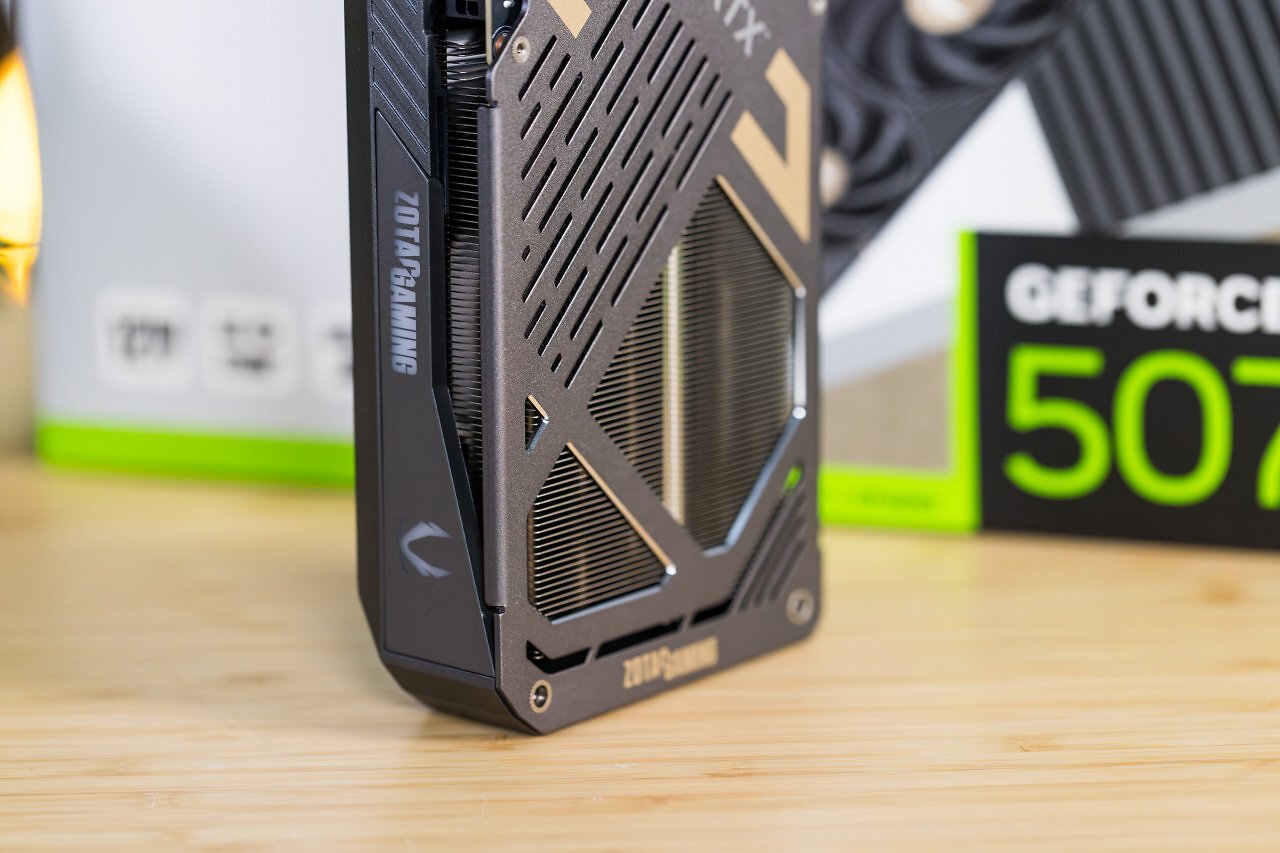 [05/03/2025] Zotac Gaming Geforce RTX 5070 Solid (7)