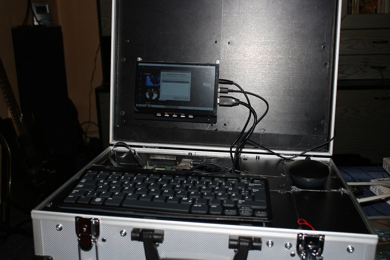 [30/04/2025] Raspberry Pi 5 im Koffer (6)