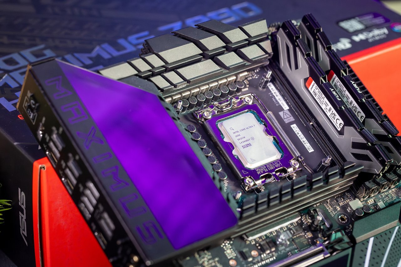 [25/04/2025] Intel Core Ultra 7 265K Tuning: Mit 43 Prozent mehr Fps zum neuen Überflieger!