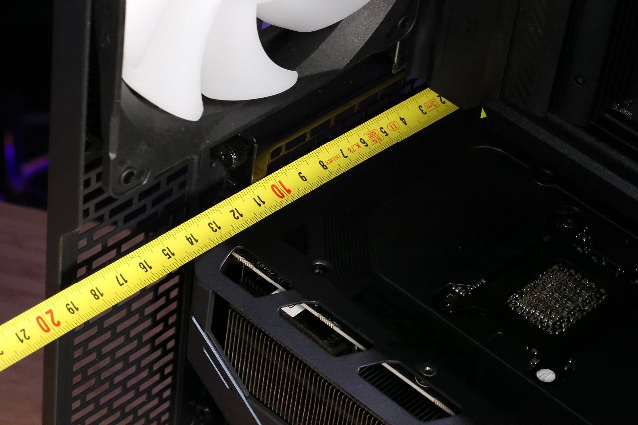 [15/04/2025] Phanteks XT Pro Ultra Satin Black (auch in weißer Version erhältlich)