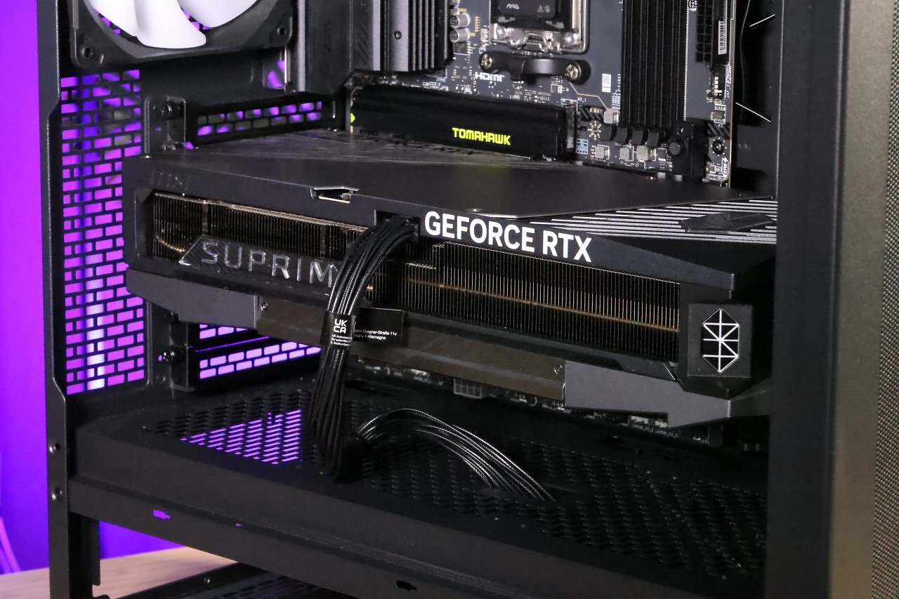 [15/04/2025] Phanteks XT Pro Ultra Satin Black (auch in weißer Version erhältlich)