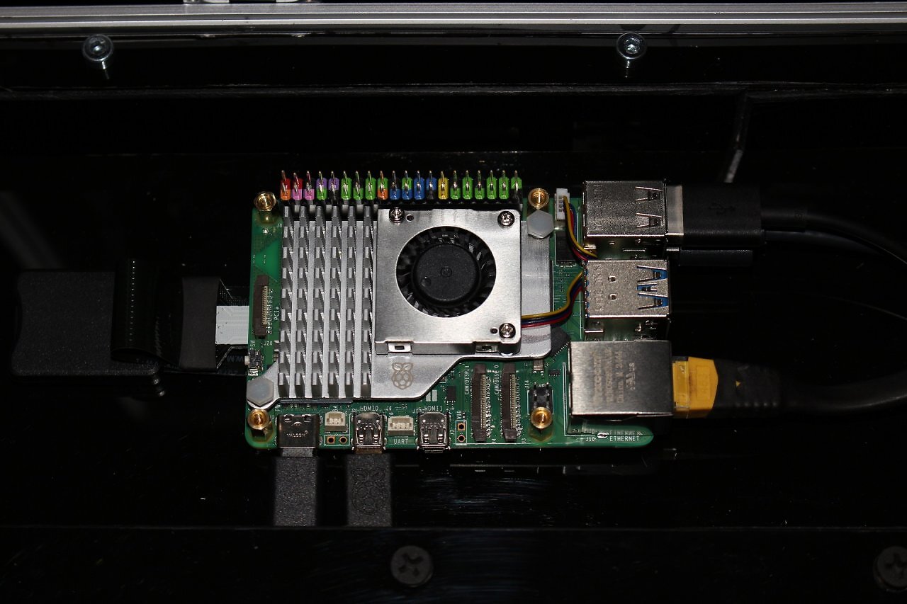 [30/04/2025] Raspberry Pi 5 im Koffer (13)