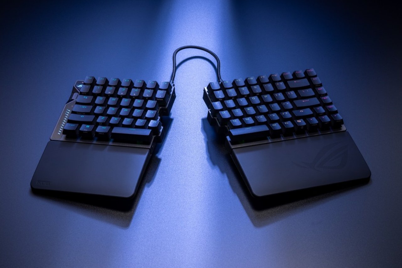 [19/05/2025] Asus ROG Falcata: Neue Gaming-Tastatur lässt sich in zwei Hälften teilen (1)