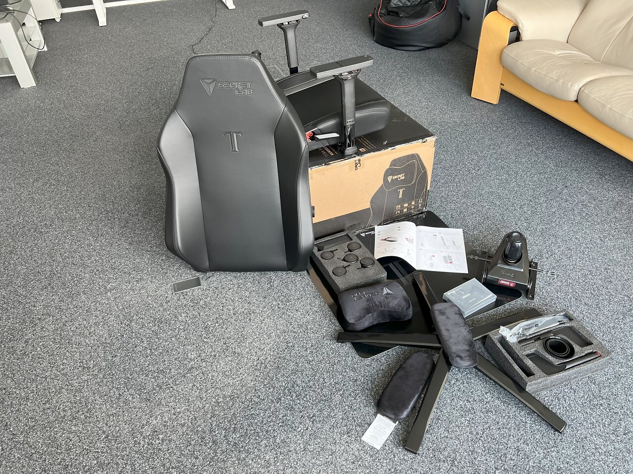 [28/05/2025] Secretlab Titan Evo Nanogen XL: Aufbau im Detail, Schritt 5