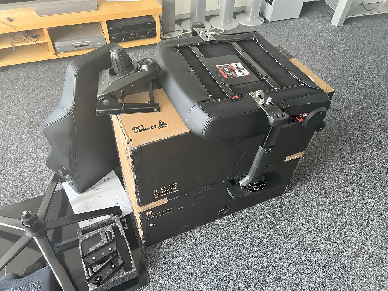 [28/05/2025] Secretlab Titan Evo Nanogen XL: Aufbau im Detail, Schritt 8