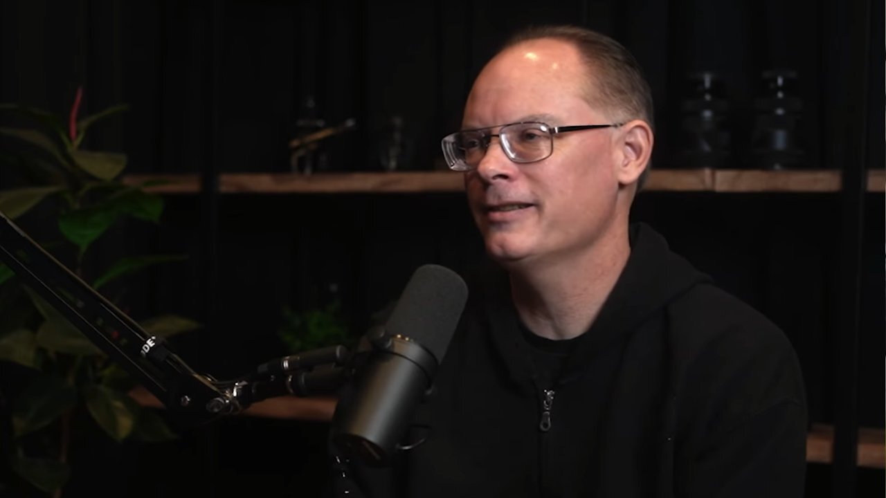[14/05/2025] Epic-Chef Tim Sweeney behauptete kürzlich, schon 1996 einen Rechner mit 1 GiB RAM gehabt zu haben. Kann das stimmen?