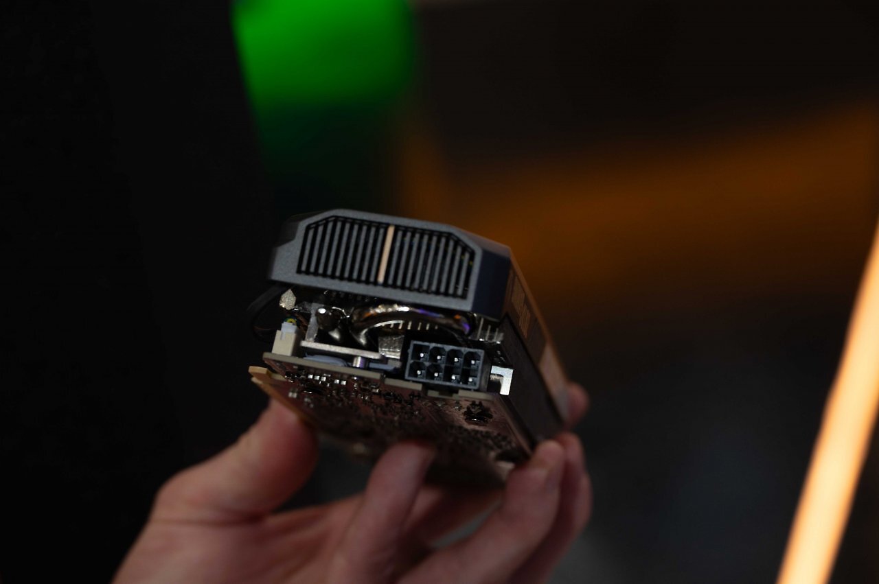 [20/05/2025] Zotac Geforce RTX 5060 SFF (2)