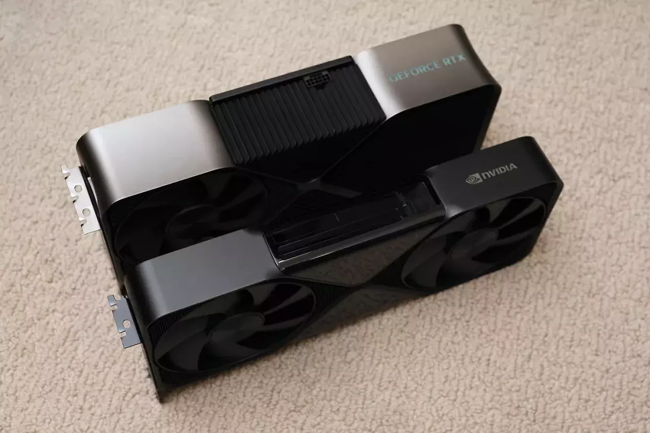 [16/05/2025] RTX Pro 6000 (1)