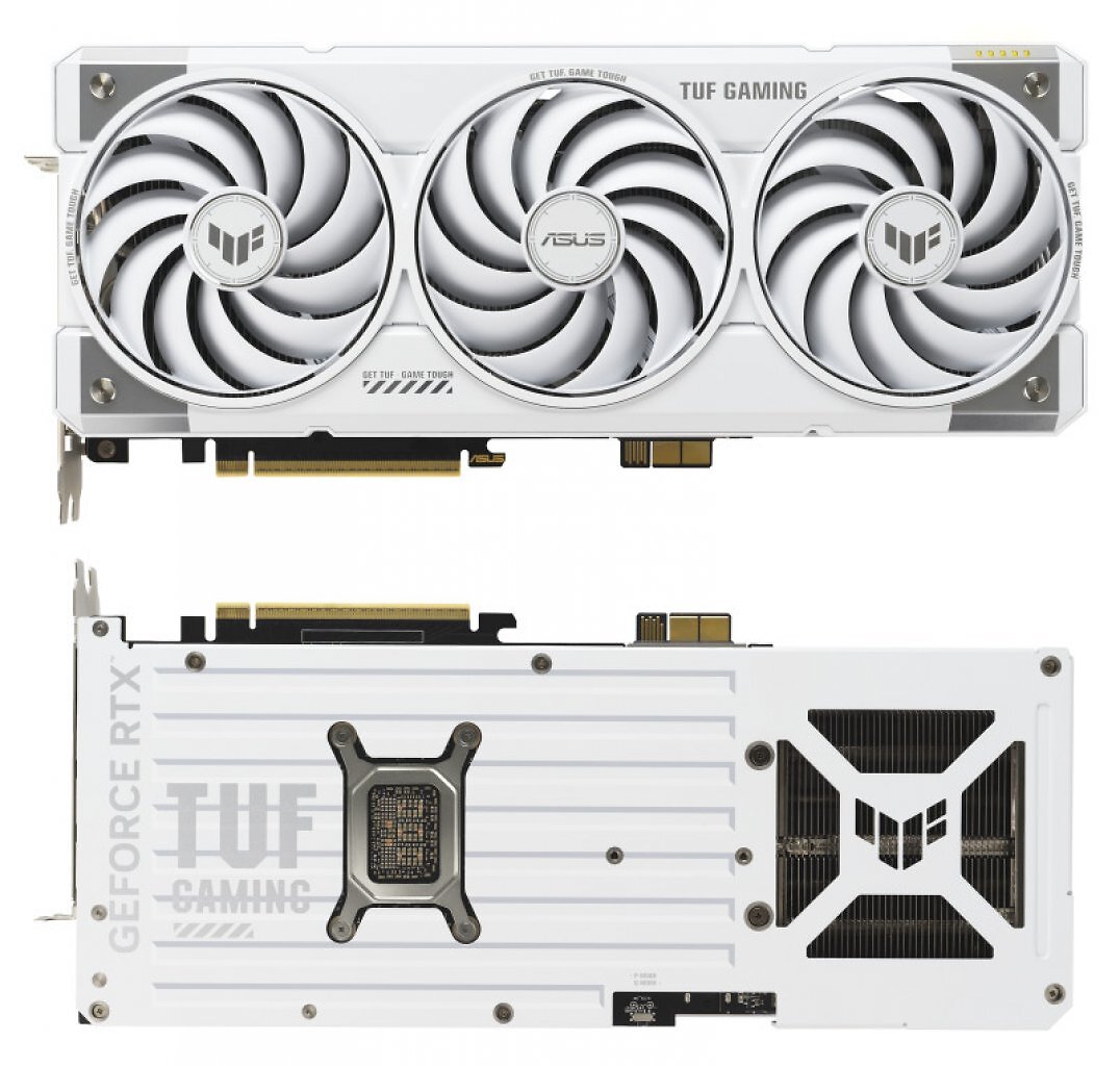 [28/06/2025] Die Asus Geforce RTX 5070 Ti TUF Gaming BTF White. Wie die neue RTX 5090 (oben abgebildet) verfügt sie über einen abnehmbaren Stromanschluss an der Unterseite.