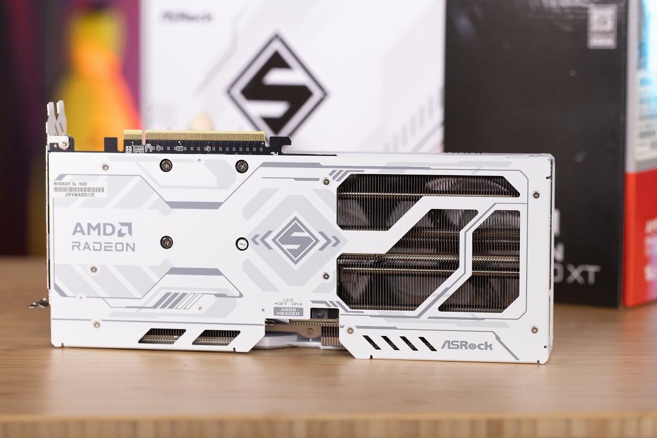 [03/06/2025] RX 9060 XT 16GB: Drei kleine und feine Custom-Karten im Test (16)