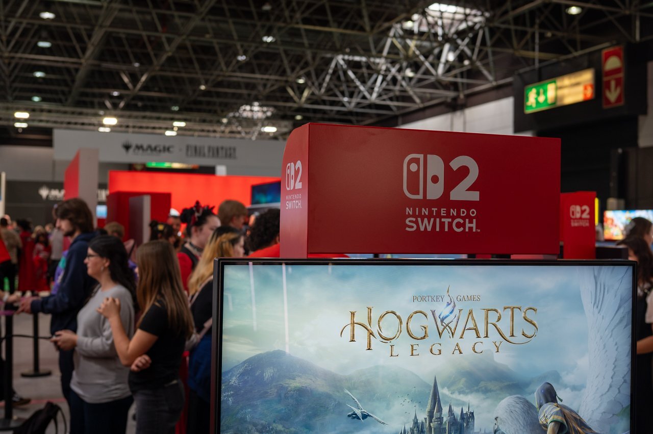 [10/06/2025] Es war zwar viel los, aber es waren genug Switch 2-Konsolen da. Damit hielt sich die Wartezeit in Grenzen.