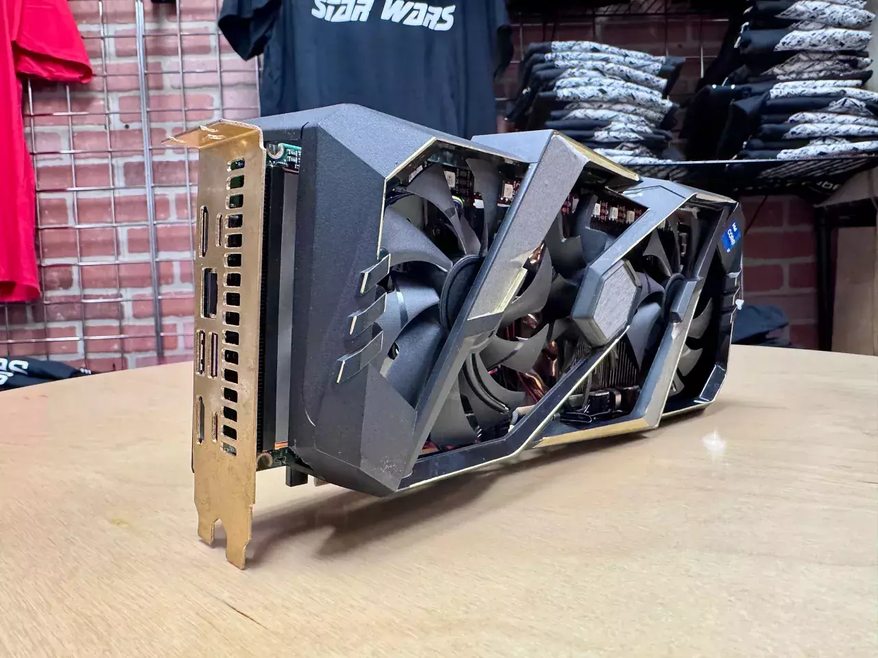 [10/06/2025] Mini-PC in Nvidia-GPU: Cherrytree GeeFarce 5027 POS im Test bei Gamers Nexus (6)