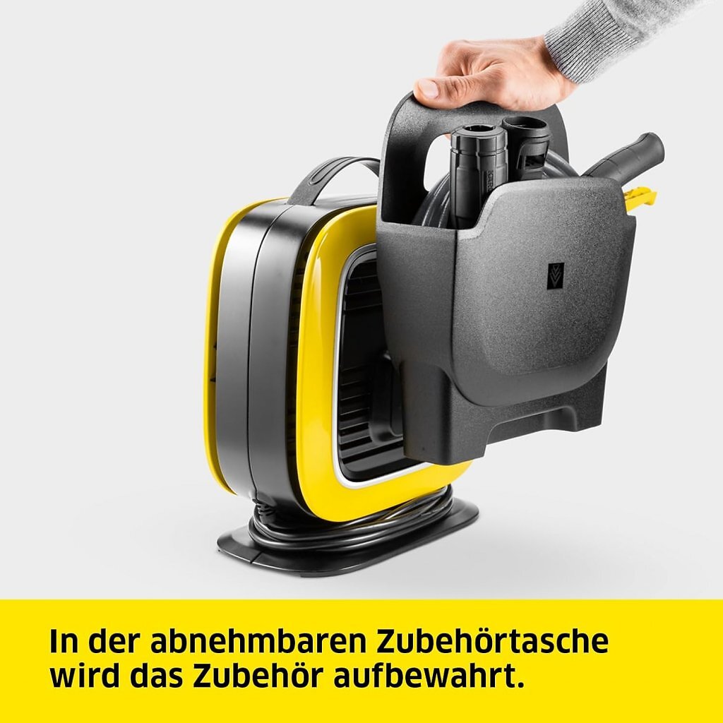 Das Zubehör des Hochdruckreinigers lässt sich praktisch verstauen.