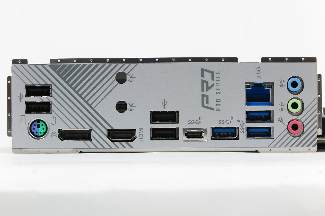 [03/07/2025] Asrock Z790 Pro RS: IO