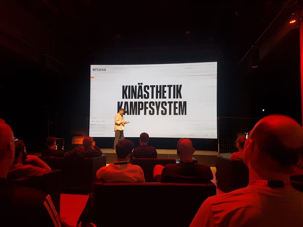 [31/07/2025] Beim Preview-Event in Berlin präsentierte EA Battlefield 6 auf großer Bühne – wir waren vor Ort, spielten selbst und sammelten Eindrücke zur Technik und zum Gameplay.