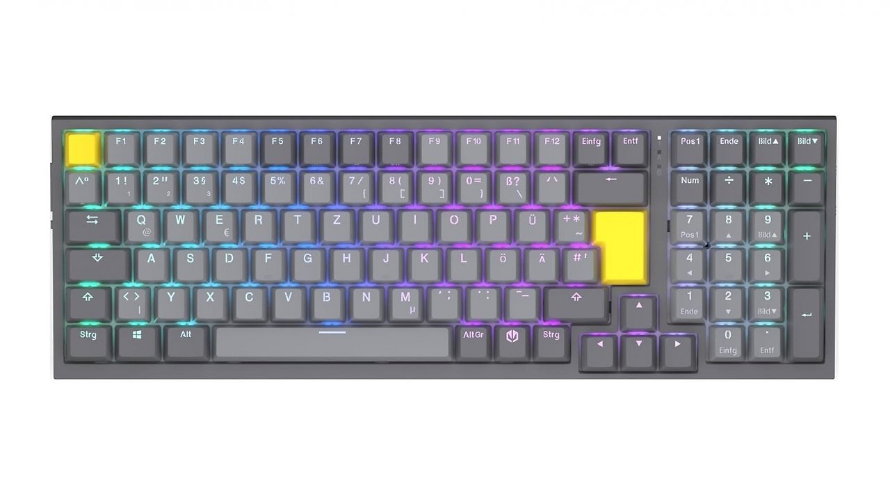 [11/07/2025] Gaming-Tastatur: 96 Prozent oder 1800 Compact (100 Tasten): Die 96 %-/1800-Compact-Variante, etwa bei der Endorfy Celeris 1800, ist selten. Kennzeichen: verkleinerte Abstände zwischen den Blöcken; der kompakte Mittelblock rückt in den Ziffernblock – die Tastenzahl sinkt auf 100 (96 %). Das schrumpft auch den Raum für Sondertasten, die sonst gern oberhalb der beiden Blöcke neben dem Hauptfeld sitzen. Für Blindschreiber taugt das Format nur, wenn die Einheit aus Mittel- und Zahlenblock fühlbar vom Haupttastenfeld abgesetzt ist.
