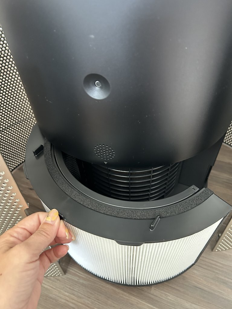 [17/07/2025] Die Filter kann man herausnehmen.