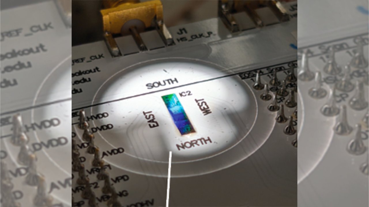 [21/07/2025] Quantenforschern ist es erstmals gelungen, alle wichtigen Komponenten für die Erzeugung und Kontrolle von Quantenlicht auf einen Chip zu packen.
