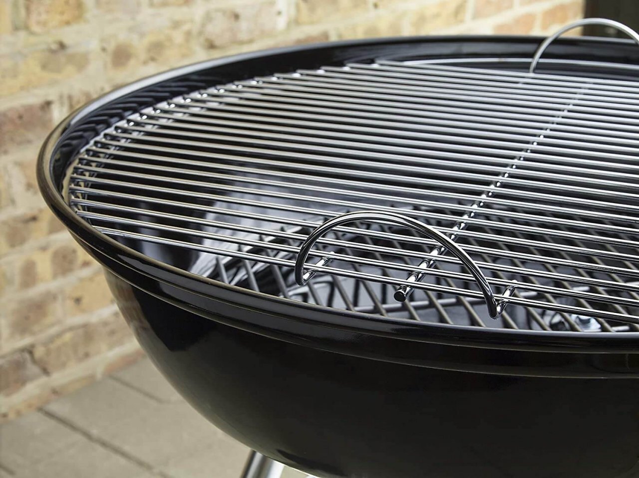 [28/07/2025] Die dicke der Wand oder das Material des Grillrosts entscheiden über die Lebensdauer des Grills.