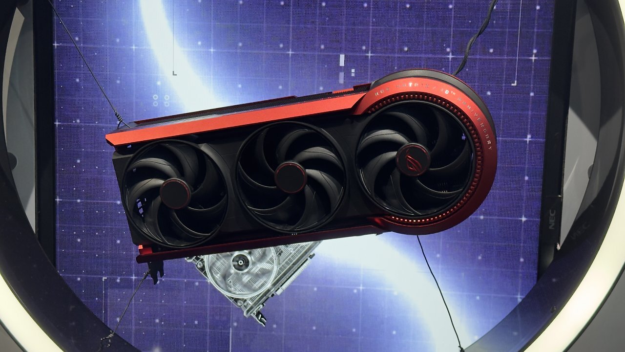 [19/08/2025] Am 19. August vorgestellt: Die Asus ROG Matrix RTX 5090 mit 2.730 MHz und 800 W Dual-Power-Draw. Stückzahl weltweit begrenzt 1.000. (14)