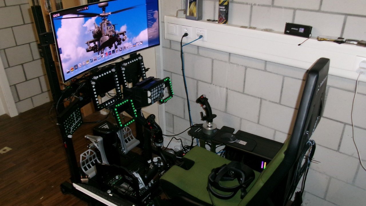 [23/09/2025] VR-Cockpit für Flugsimulationen: Kuhprah zeigt sein VR-Sim-Pit (1)