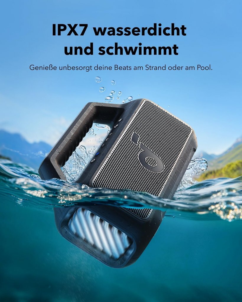 Ein Lautsprecher, der ins Wasser taucht. Darüber ist ein Schriftzug über IPX7.