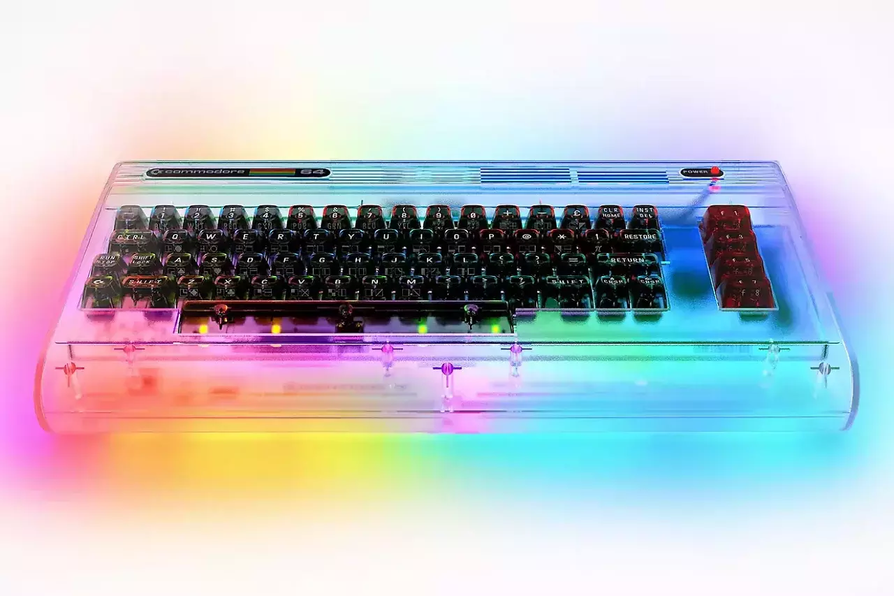 [11/09/2025] Commodore 64 Ultimate: So sieht die Starlight Edition aus