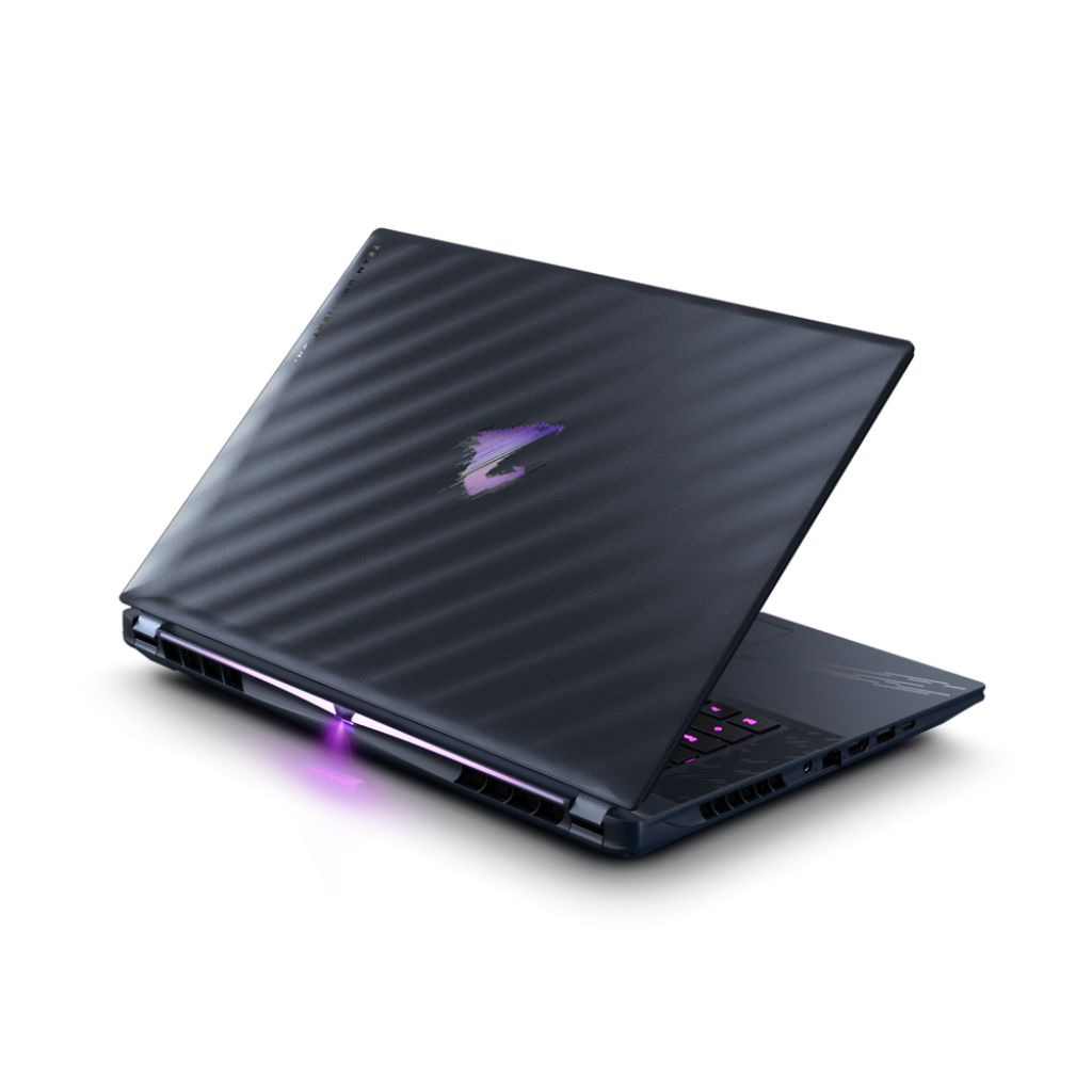 [26/09/2025] Das Aorus Master 16 (AM6H) mit RTX 5080