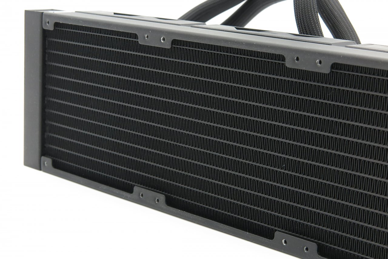 [30/09/2025] MSI RTX 5090 Suprim Liquid SOC Radiator