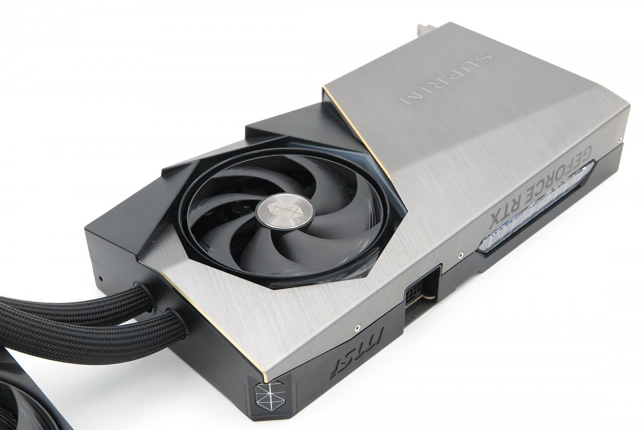 [30/09/2025] MSI RTX 5090 Suprim Liquid SOC Zusatzlüfter