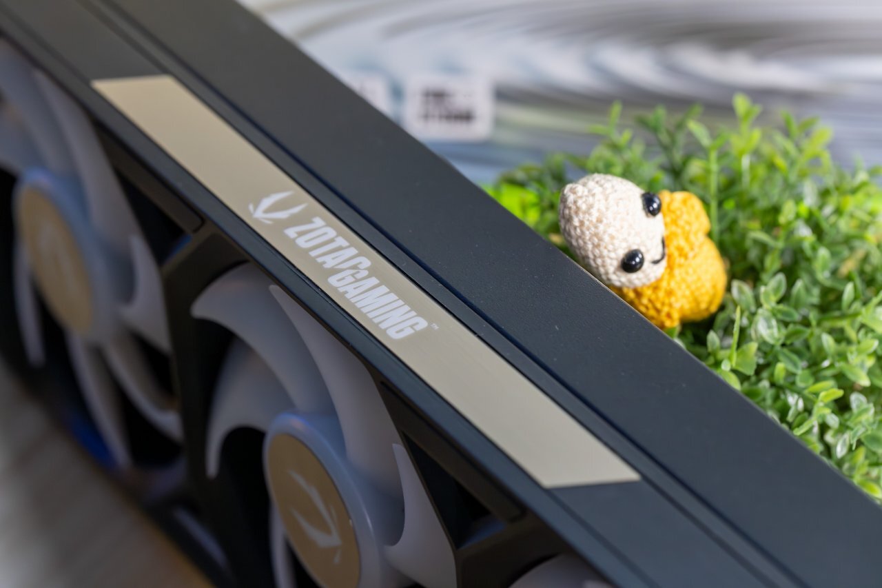 [29/09/2025] Zotac Gaming RTX 5090 Arcticstorm AIO Lüfter Unit