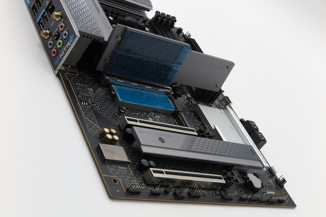 [26/09/2025] Sapphire Nitro+ B850A WiFi7: 