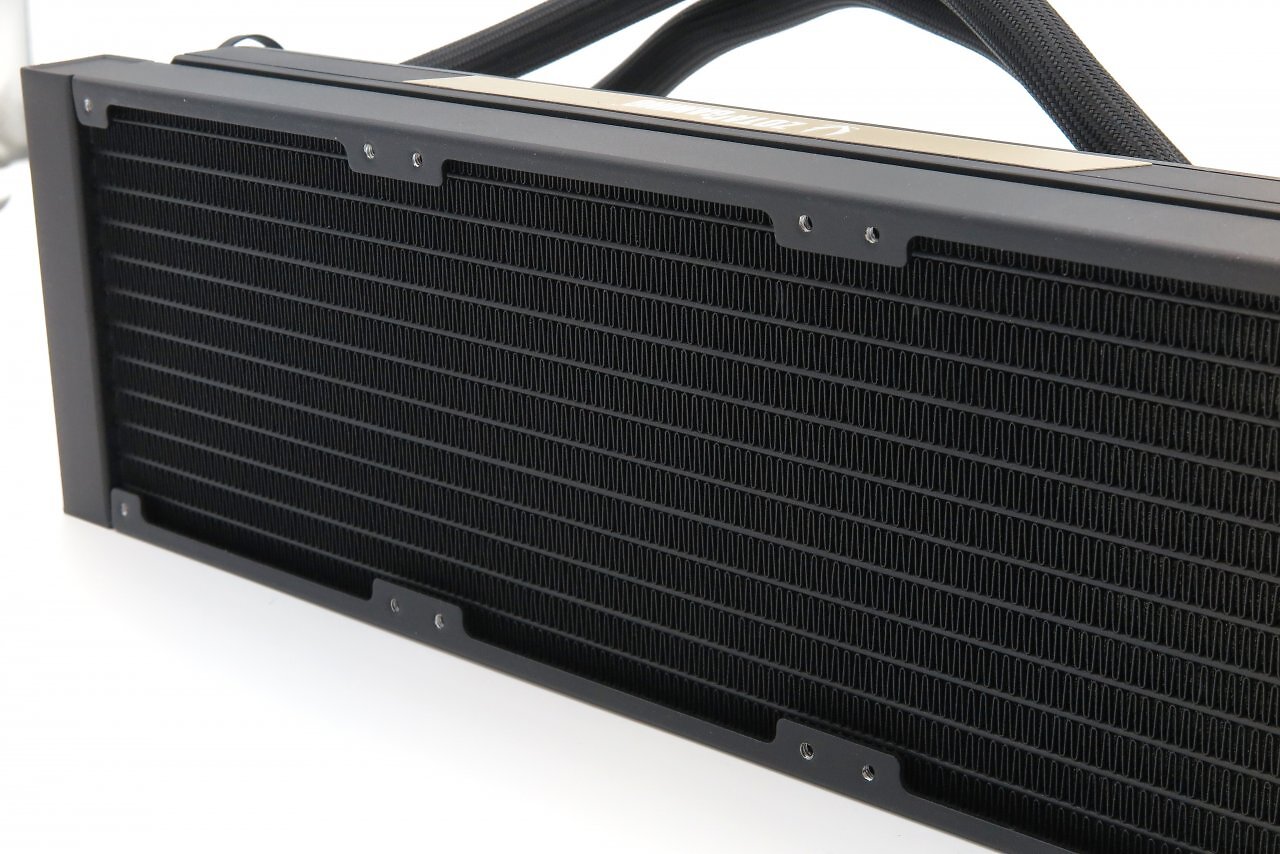 [30/09/2025] Zotac Gaming RTX 5090 Arcticstorm AIO Radiator
