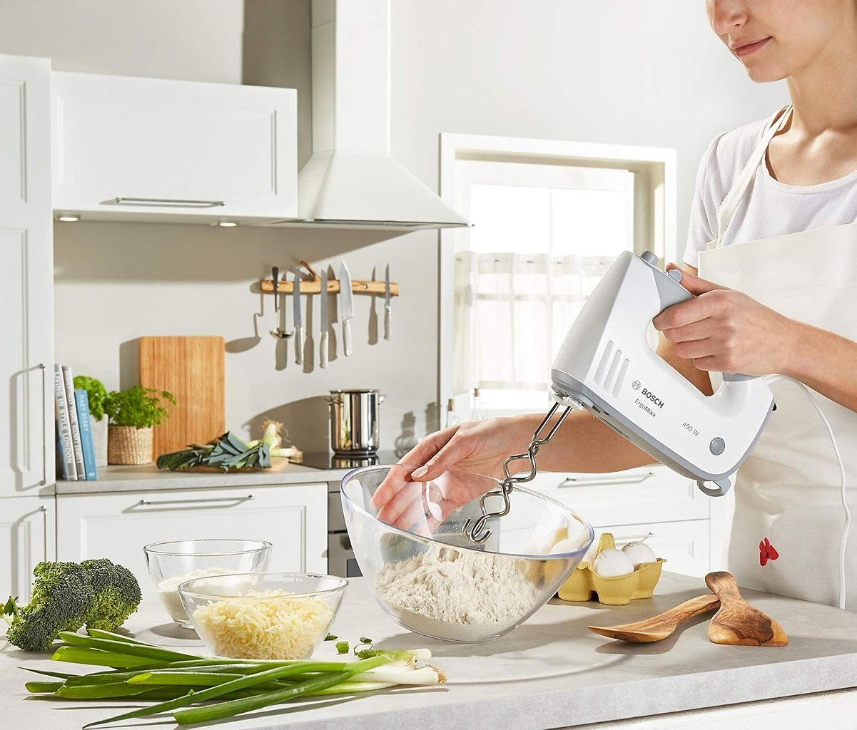 Beim Prime Day nur 30€: Bosch Handrührer mit Rührbesen und Edelstahl-Knethaken
