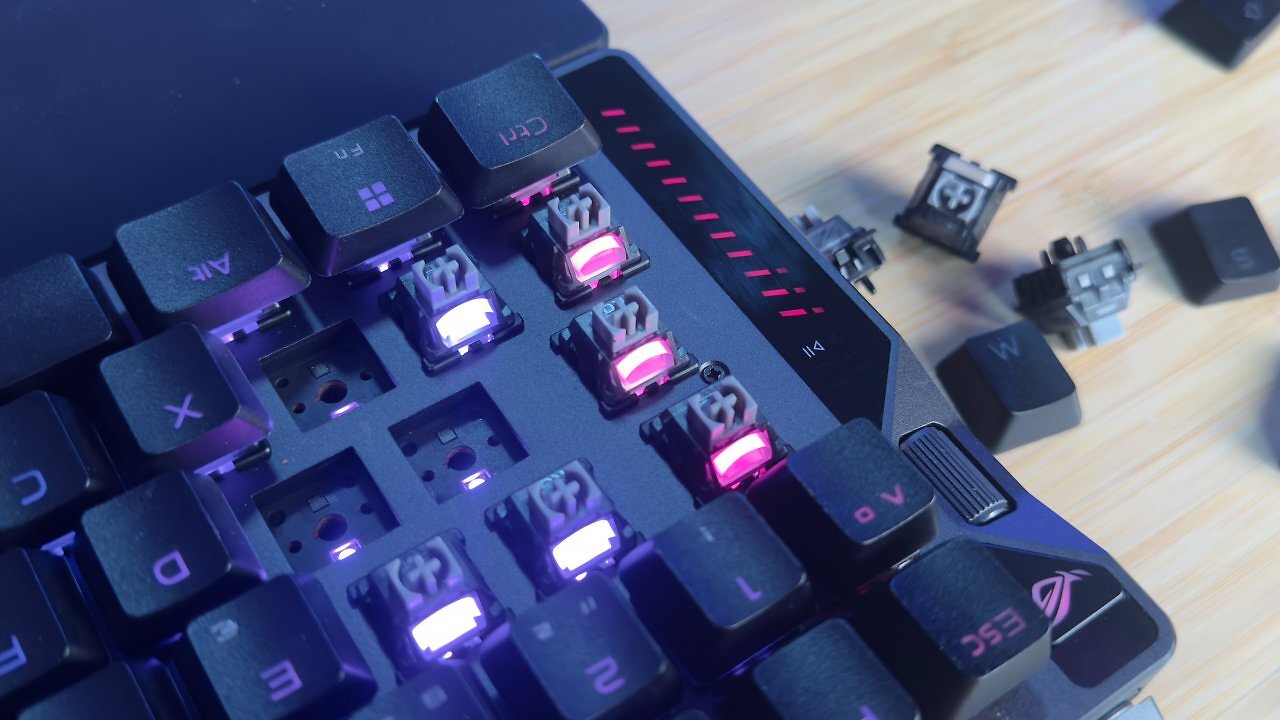 [10/10/2025] Mit dem ROG HFX V2 Magnetic Switch entscheidet sich Asus bewusst für einen Hall-Effekt-Tastenschalter. Dieser bietet Spielern mit Rapid Trigger, Speed Snap und Mod Tap nützliche Features.