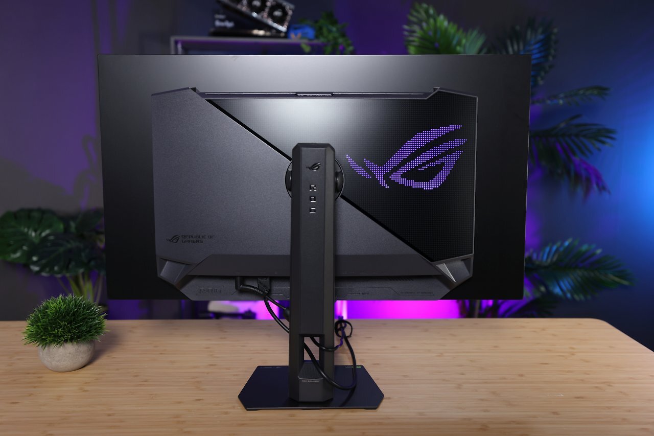[13/10/2025] Asus ROG Strix OLED XG32UCWMG (7)