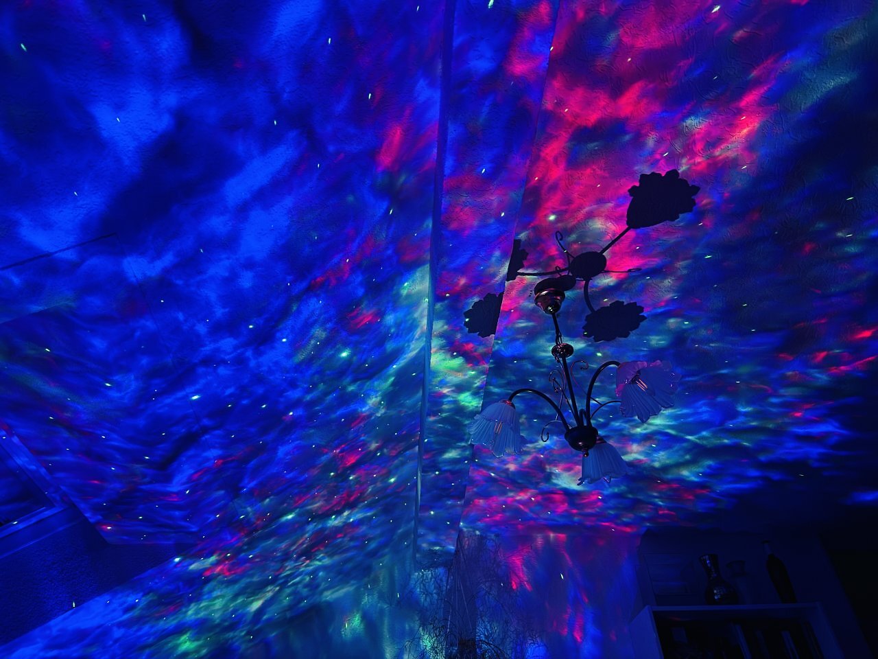 [01/10/2025] Der große Govee-Test: neu mit Tischlampe 2 Pro und Sternenlicht-Projektor Nebula (3)