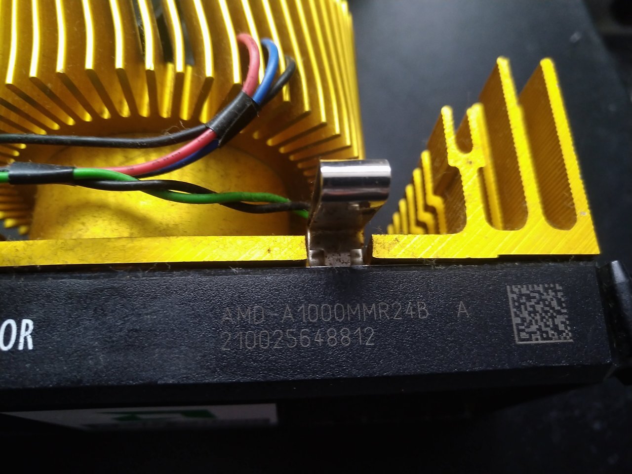 [16/10/2025] Maniac_81: 2x Athlon 1 GHz (3)