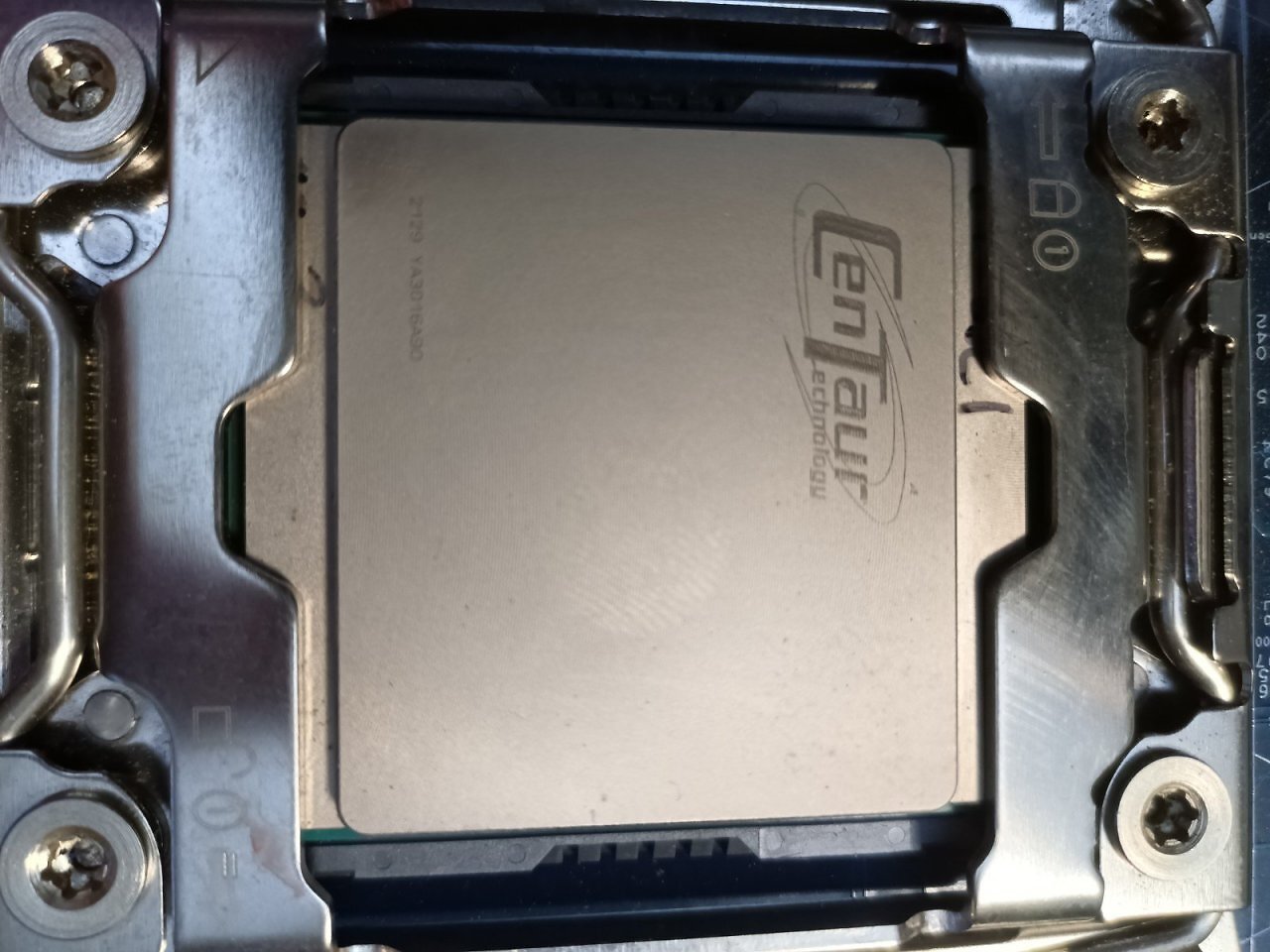 [16/10/2025] Maniac_81: Centaur-CPU (2)
