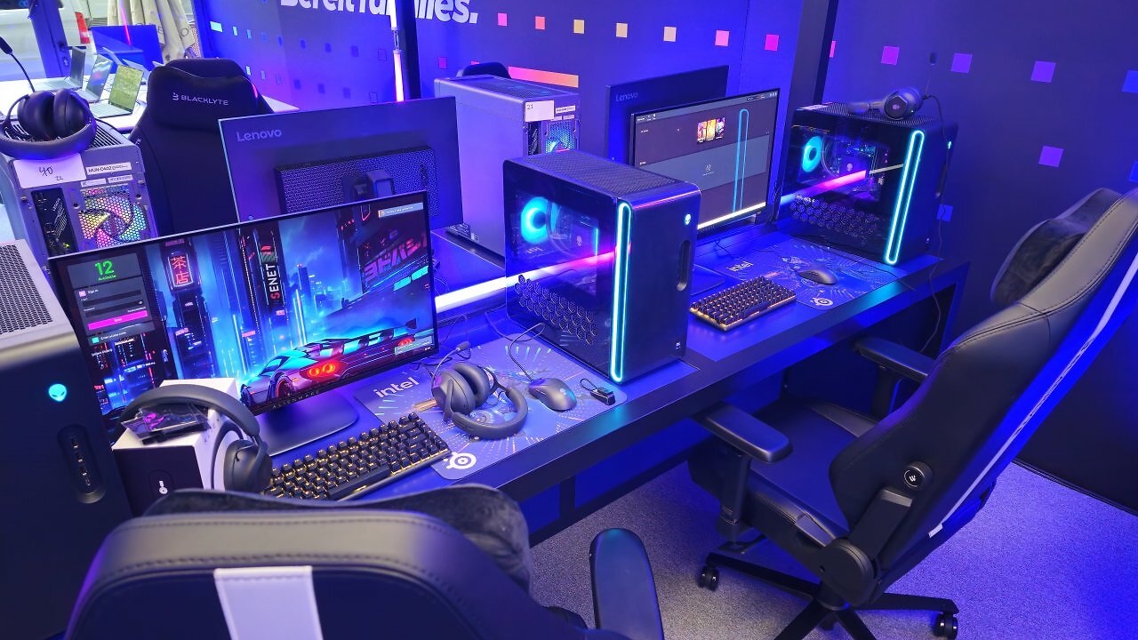 [30/10/2025] Neben Laptops gibt es auch einige Desktop-Setups. Unter anderem im Fokus: XeSS-Fortschritte.